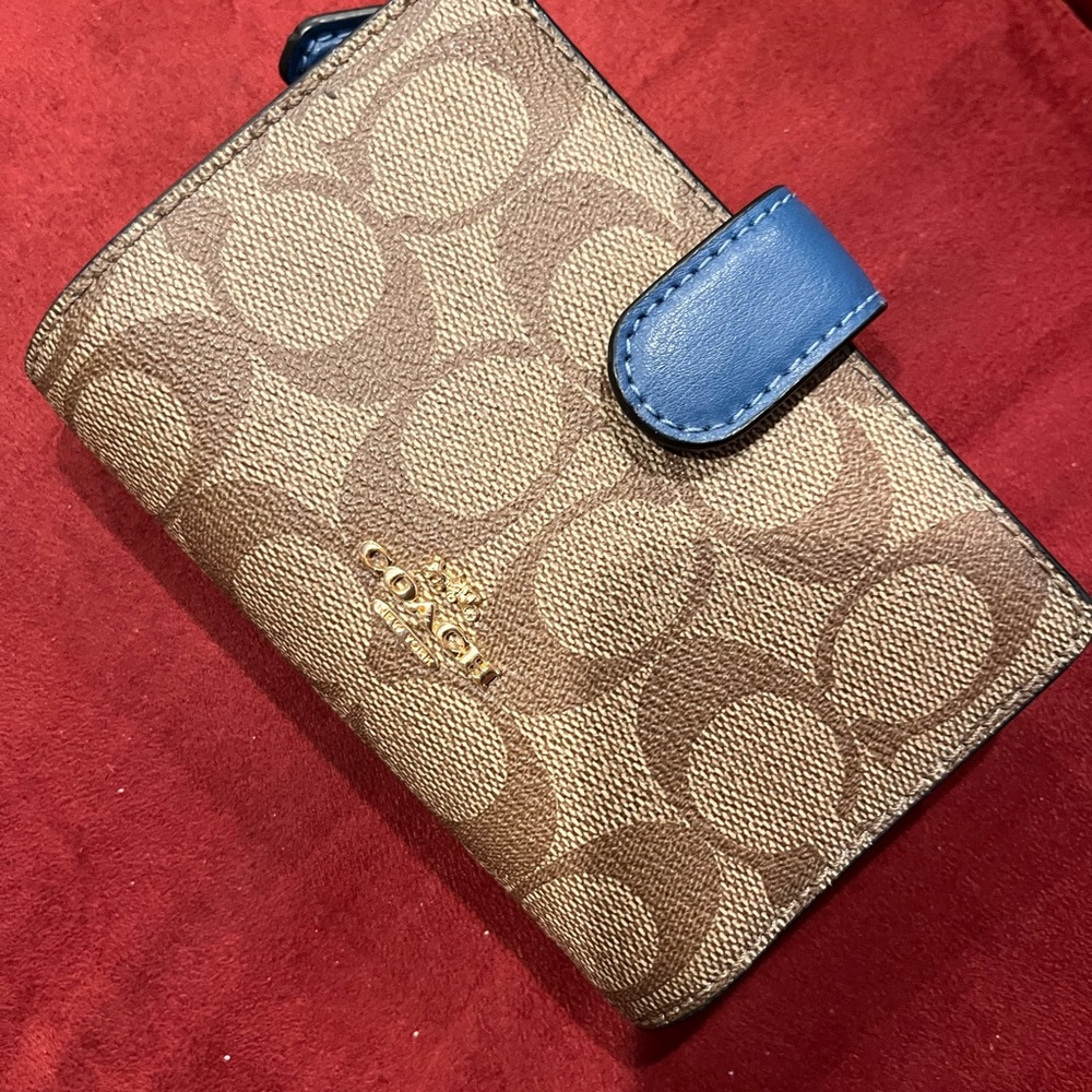 Designer Coach Snap Wallet